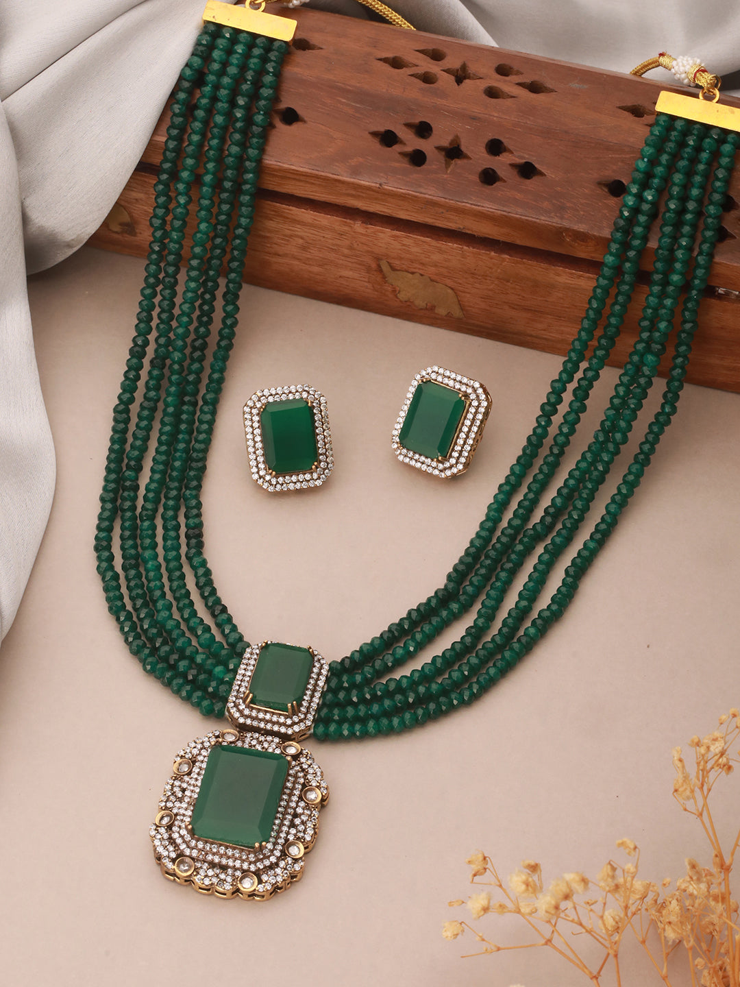 Silver Toned Kundan Studded Emerald  Onyx Multilayered Designer Maala Pendant  Jewellery Set